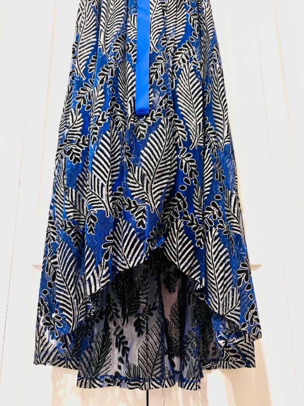 Blue High-Low Maxi Dress with Patterned Skirt - Picture 3 of 16